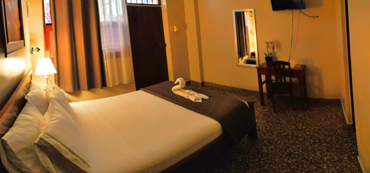 El Virrey Hospedaje Pucallpa Εξωτερικό φωτογραφία