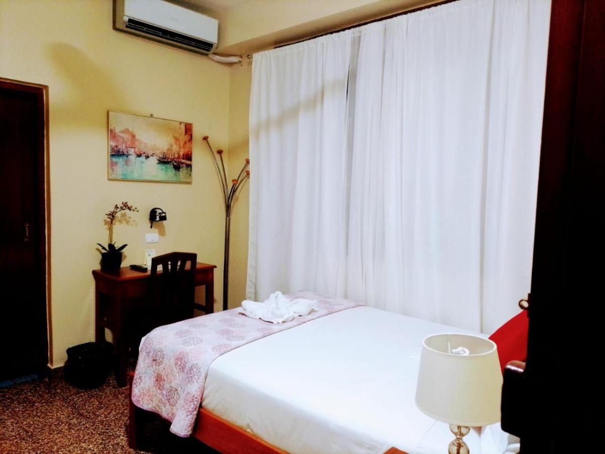 El Virrey Hospedaje Pucallpa Εξωτερικό φωτογραφία